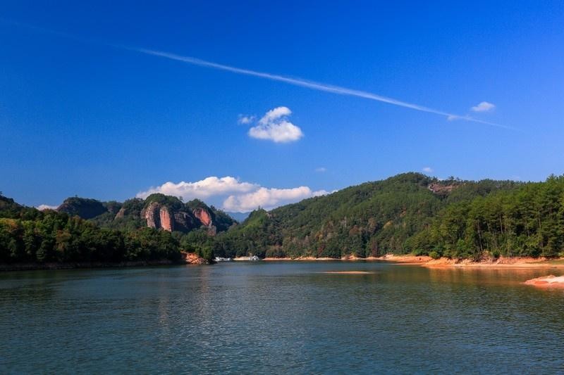 e1f424b5a4d72e2f33ba49696c63b8ab-s1