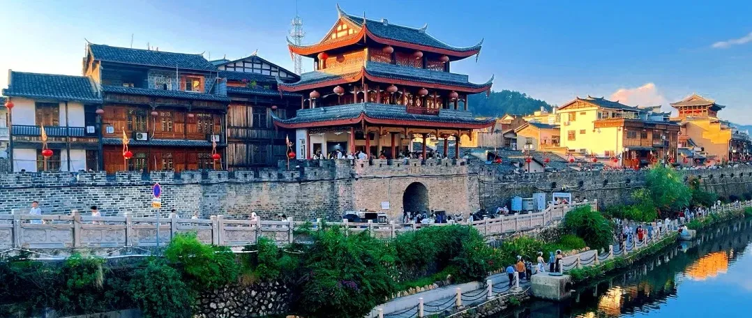 e32875638cb88a779f04bb305d818ee6-sz_681076