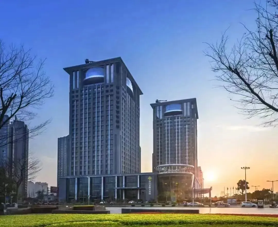 e37c07afd8b7872bcab1fc8ccdd836e8-sz_127353