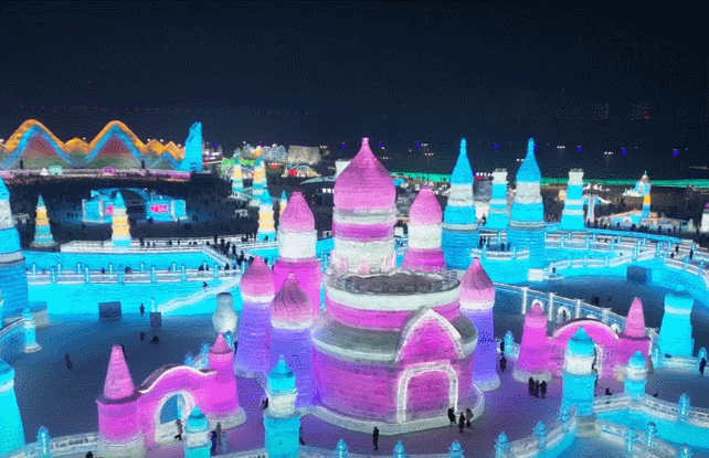 【雪域漠河】雪乡漠河一次玩个够！纯玩0自费，双飞8天仅需3880，哈尔滨/漠河/北极村/雪乡&全程精选酒店＆雪乡景区内特色民宿！送去程送机