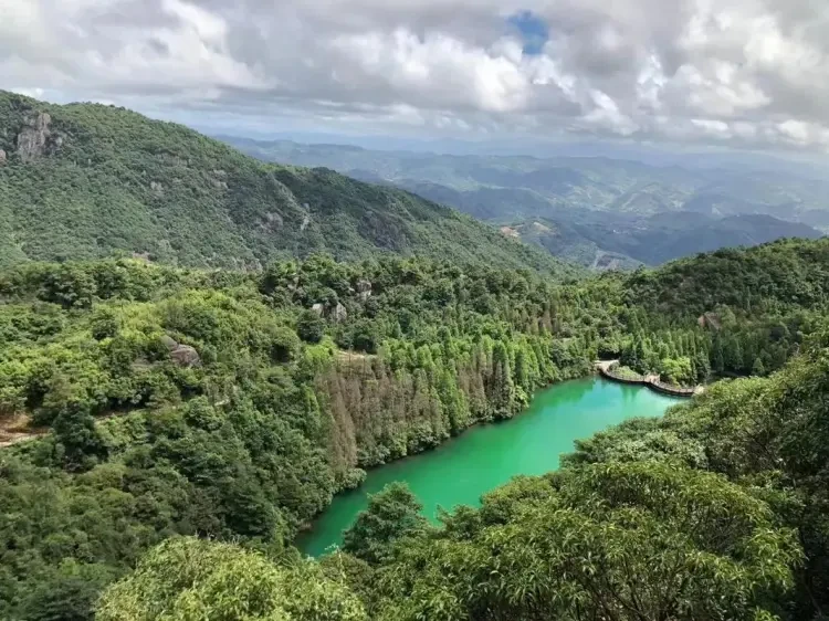 e651b90298015098a8566c57a74e5949-sz_197587 e651b90298015098a8566c57a74e5949-sz_197587