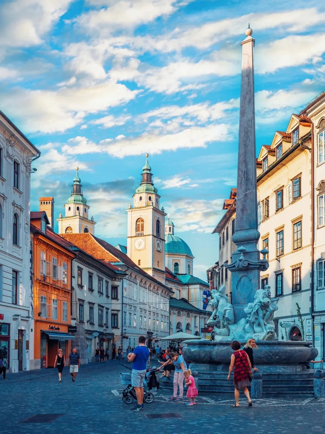 e9aa763b547f94e114d2c9af381f11c0-sz_460440