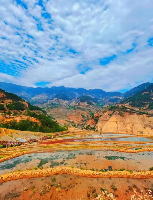 〈摩梭秘境〉￥2580元 • 双飞6日游 上海直飞攀枝花•米易梯田•泸沽湖360°环湖•螺髻九十九里温泉瀑布•邛海•盐源公母山•摩梭晚会•夜游唐园