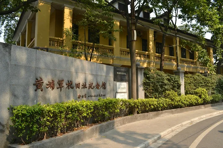 eb75d239ec84e20115bd1848e7bd9a89-sz_246248