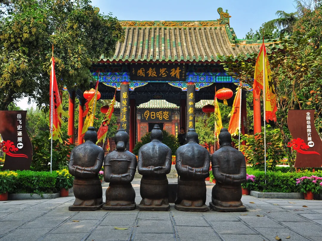 ed84a4e0a29842a62f1abb37770b7e2b-sz_658031