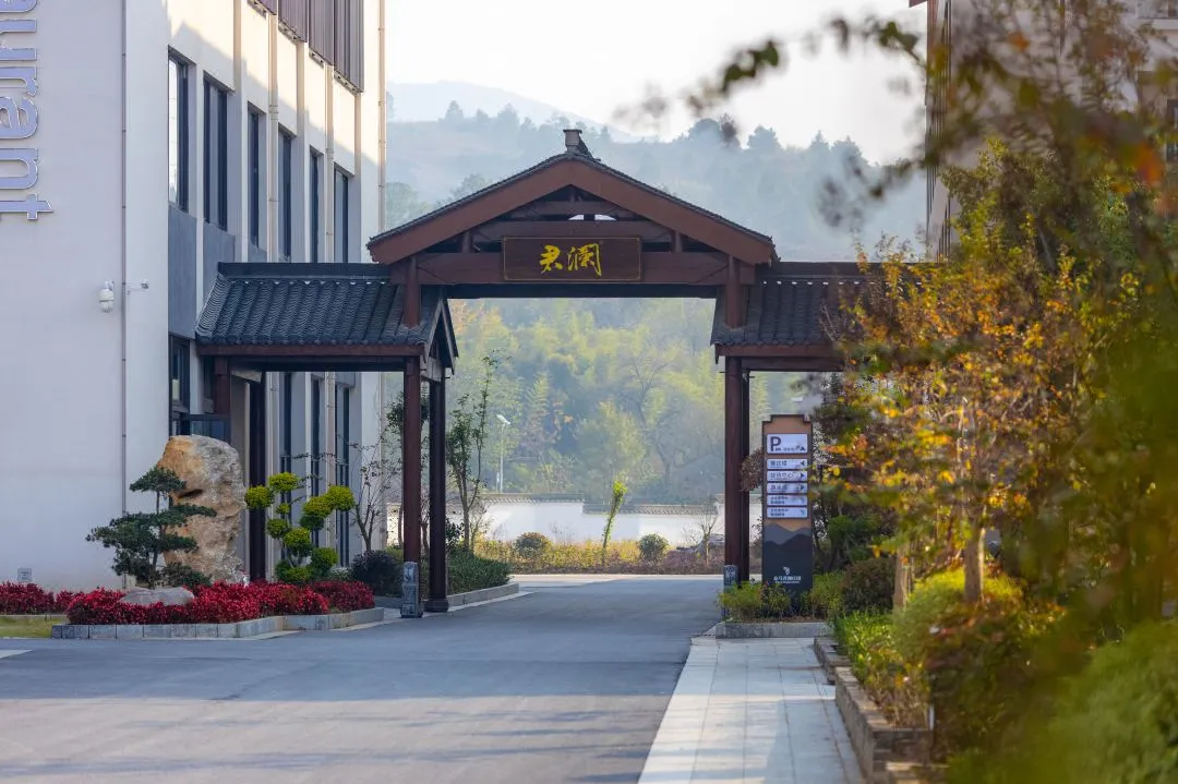 eee9bdb56bcd4939e8aff077e0bbfdb5-sz_132549-1