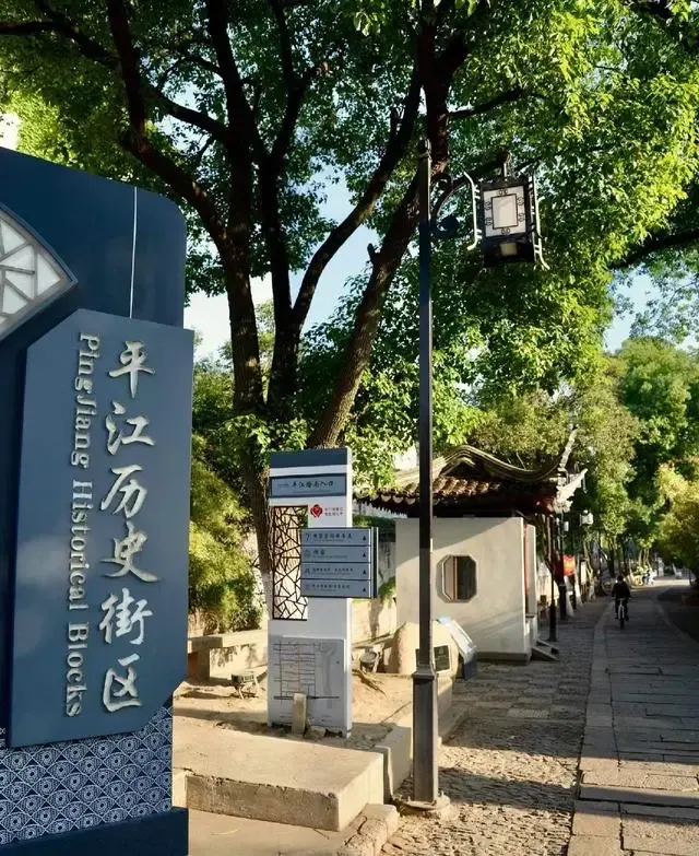 ef6c1d9873dd4dcd79daa7a13a1f41bb-sz_1016207