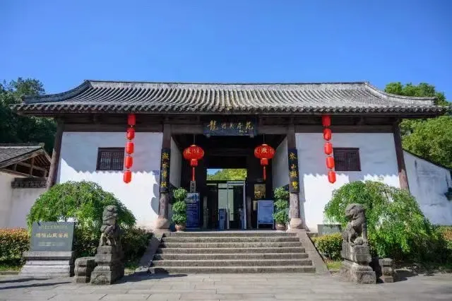 f347c4ea109d8bbe2cb8f1ba34f19b40-sz_105593