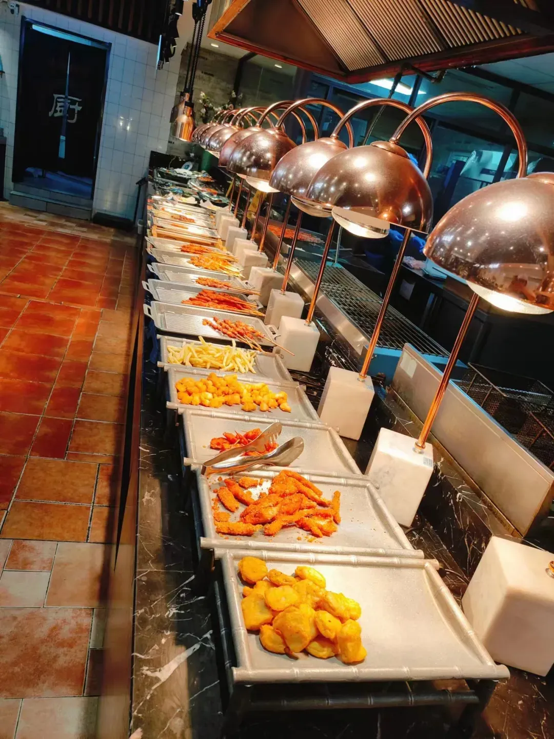 f40684b855a18a1f510701ecbf7cfee4-sz_3300205-1