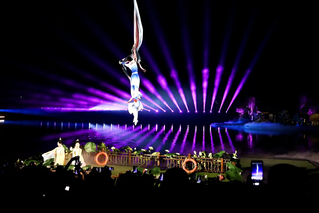 f471420208bea789fa1bfd2cf5afd705-sz_7006506-1