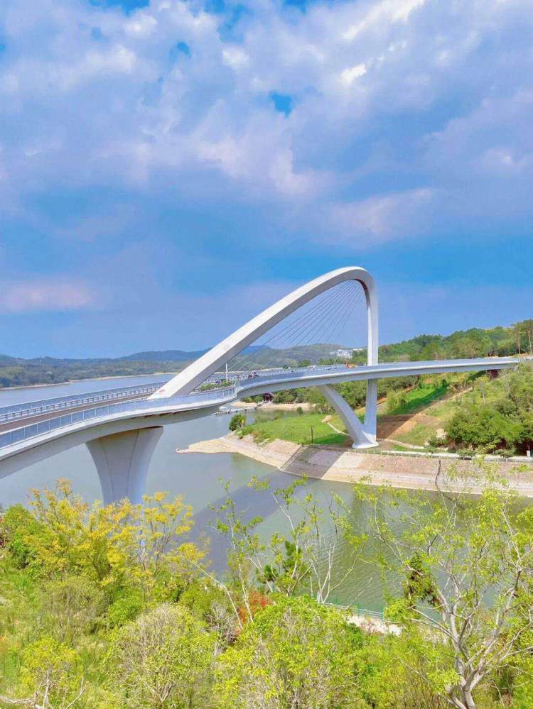 f5D81gtMubjqgAMouKoXPtMTGqHzBXaq.jfif_