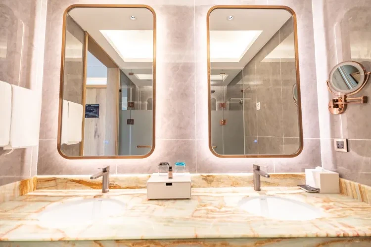 f742e3ba553351ee1f150d80ba025879-sz_106294