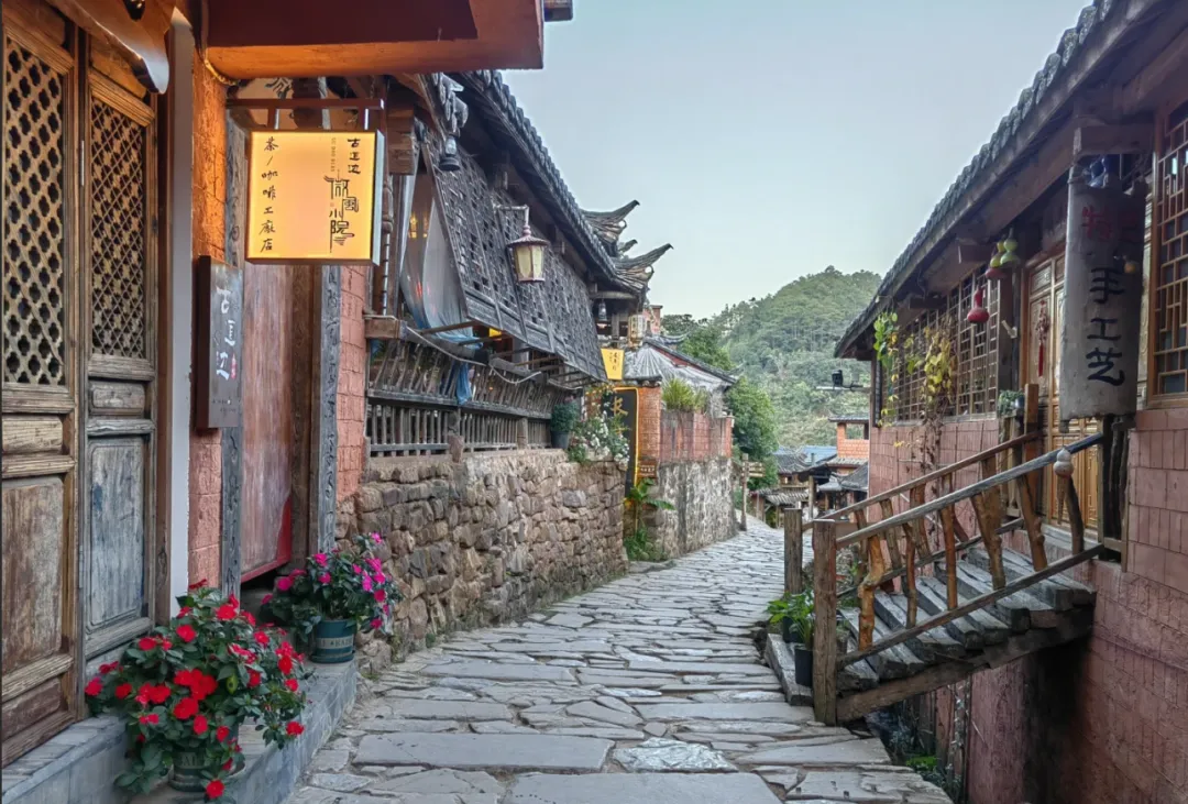 fc3fbae48824a21e30351bd5ac7c5225-sz_2896399