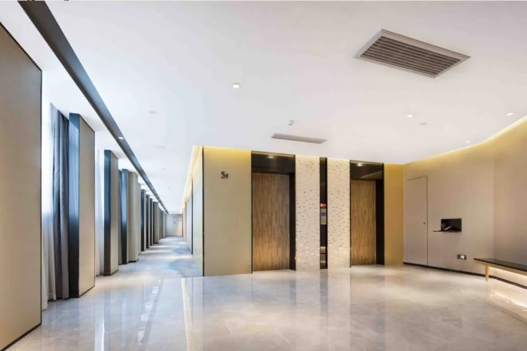 fe333fa7e73597c6883749a07f82703e-sz_228245