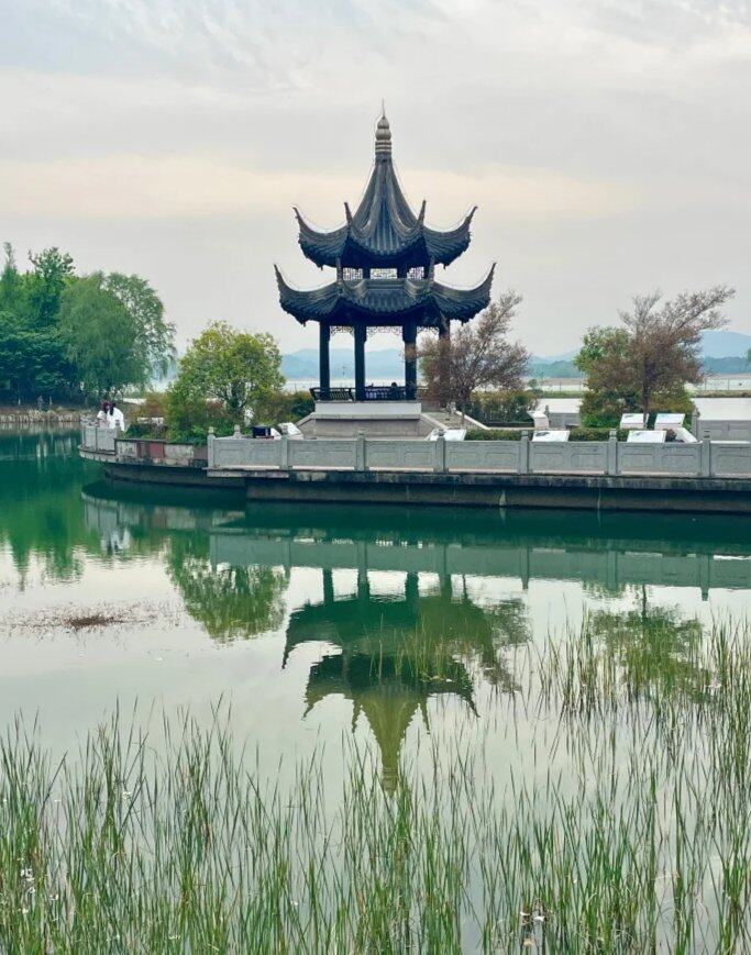 uriCiq9fnHiN8bqr-0XYJW1nK5ySLUP7