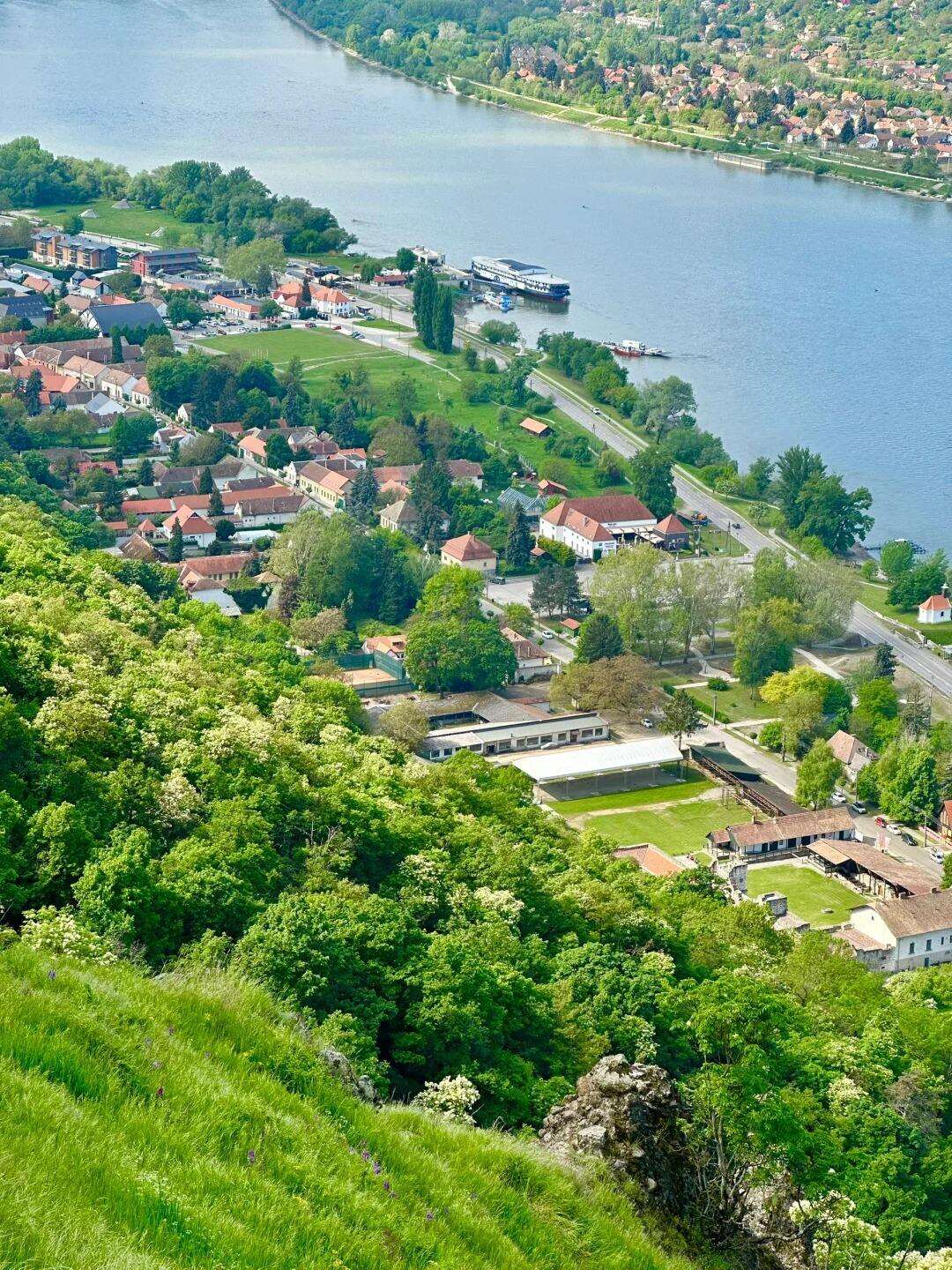 00000000BXMURlHStBgrgCJn