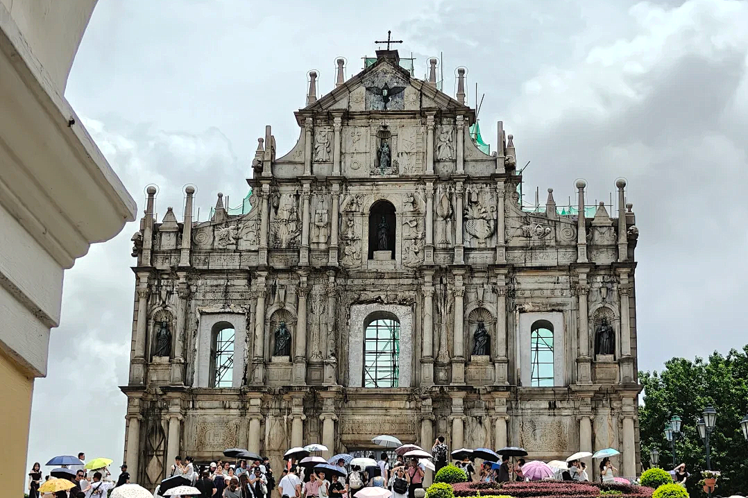 00000000EEgxmUqgWmfSeSNZ