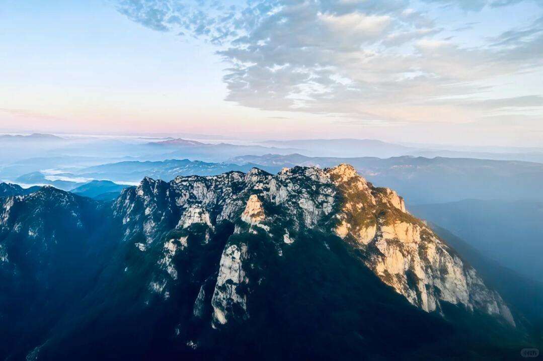 00000000GdwavyaHqvMXnKwR