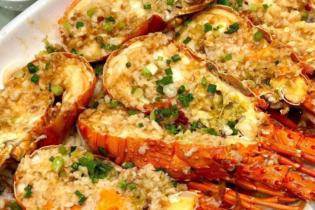 00000000HeNqKhCTYiTdWloC