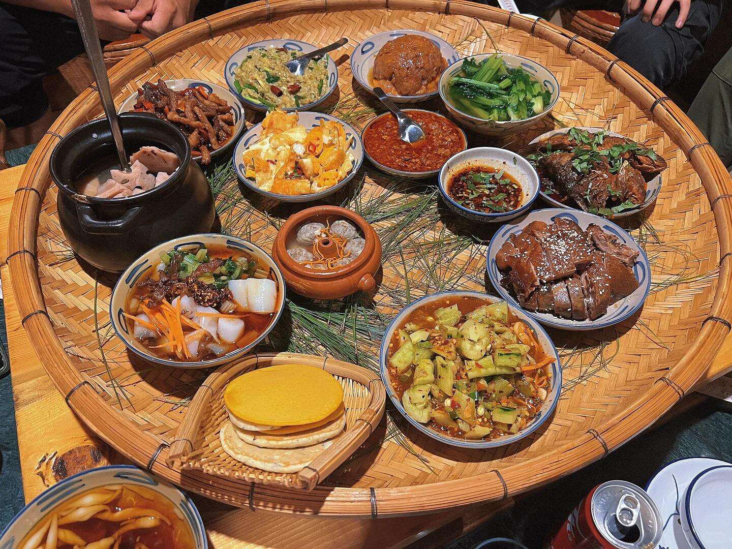 00000000JyIXqQZOzOPIaREq