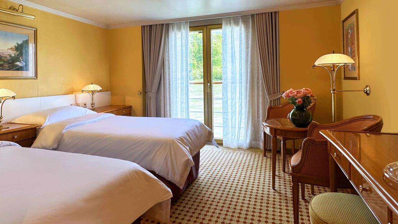 00000000NXZzmjpLoSIHICmS