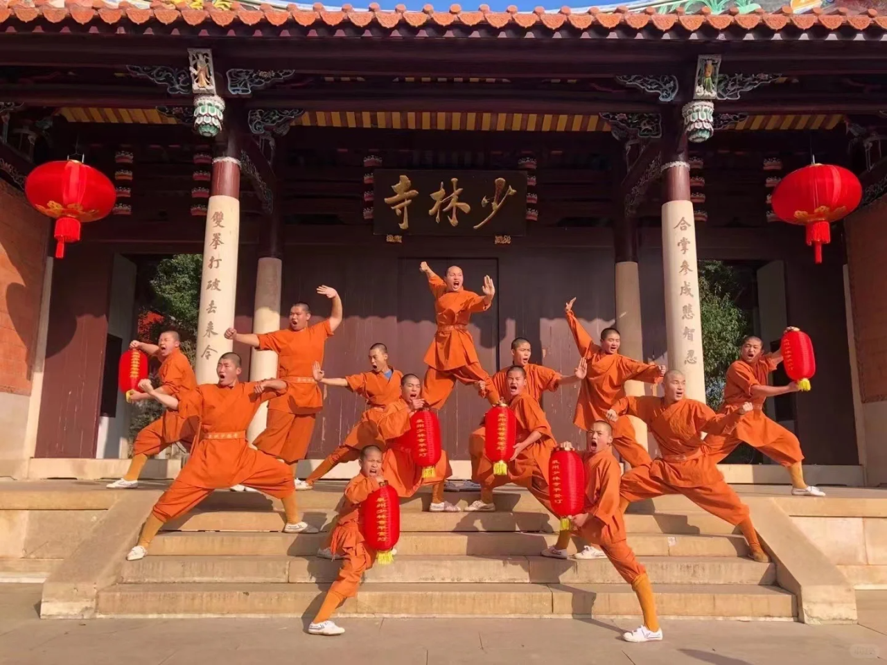 00000000UYxSYAwkdrWGjfPb