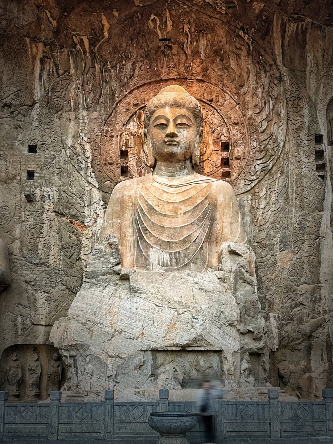 00000000VADEcLKHojOsFZHT