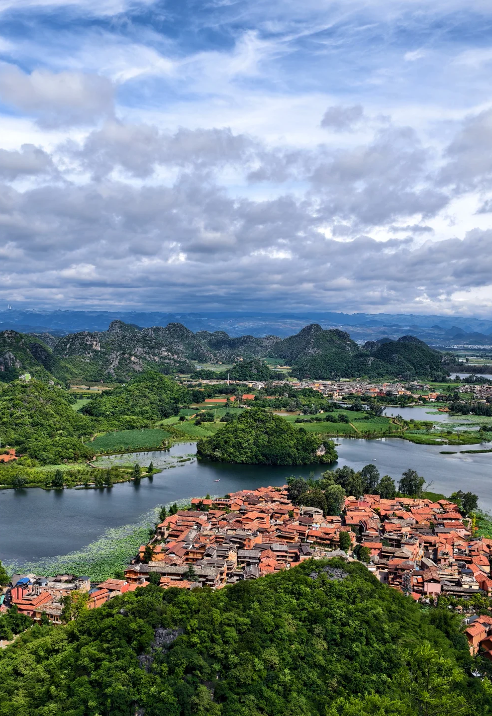 00000000YUtrFetGqiihojTw