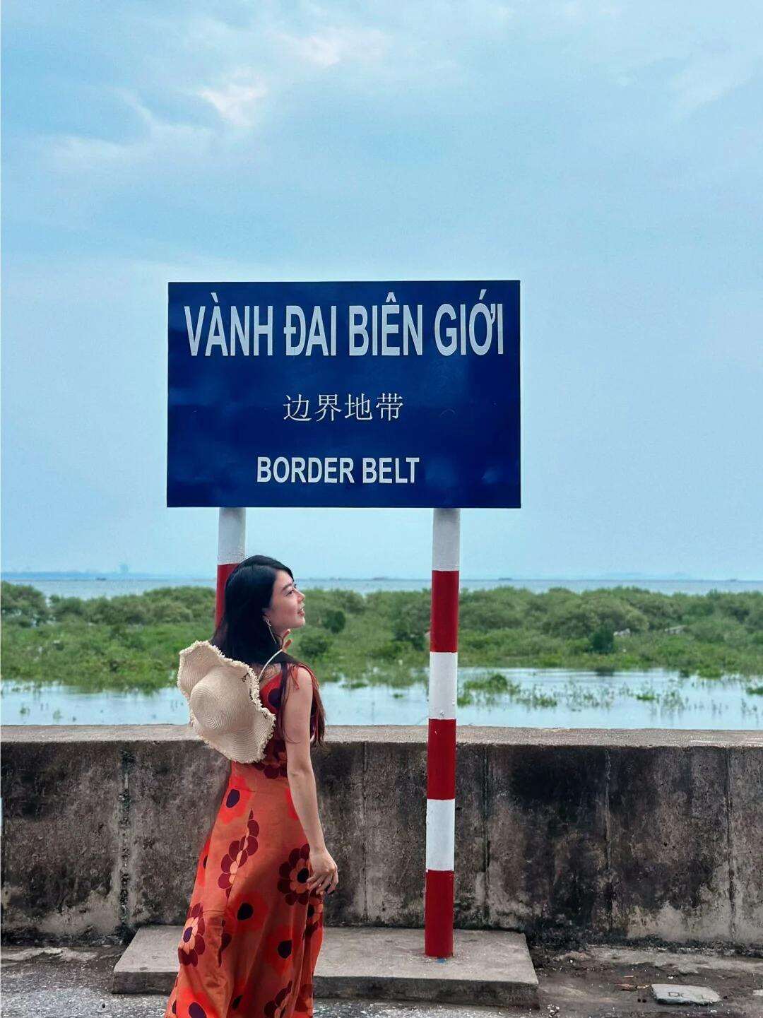 00000000biCfxXEesAGQcnal