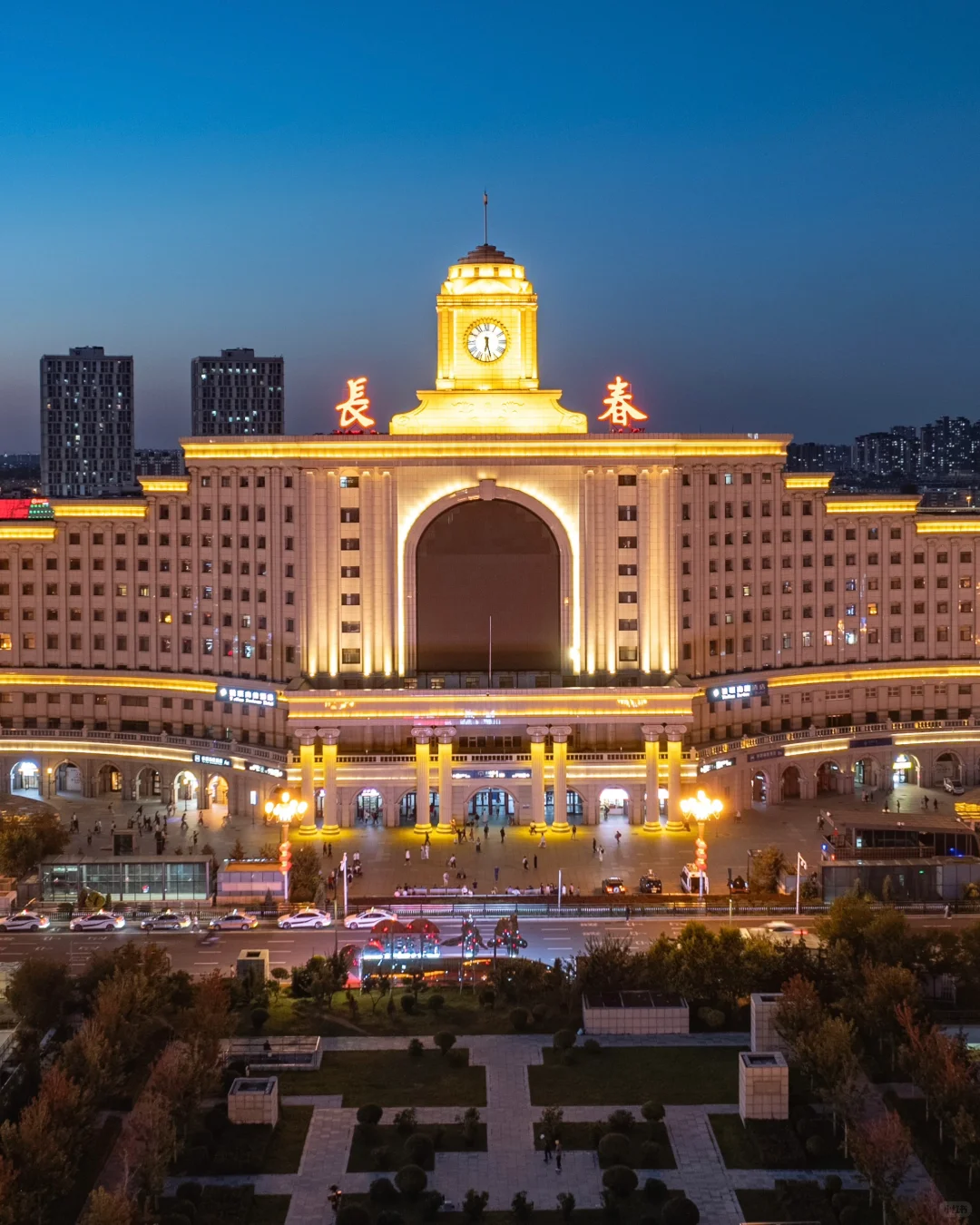 00000000cxgaeFLpWChcWDDS