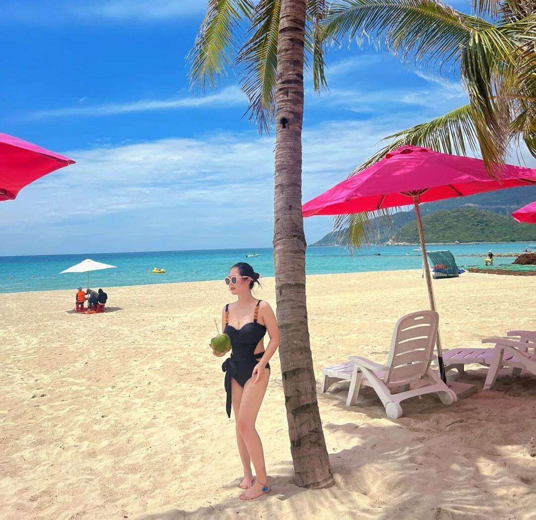 00000000dbBHBTMUwIKqHolm