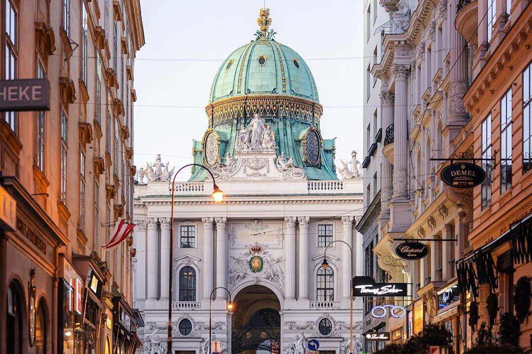 00000000hvbmGRKOuhpsyByU