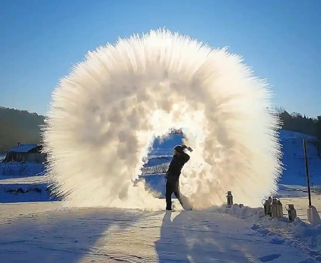 00000000iFuadiGyrZwsinAJ