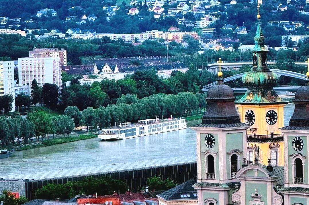 00000000iKwxwbRLGdqFHByh