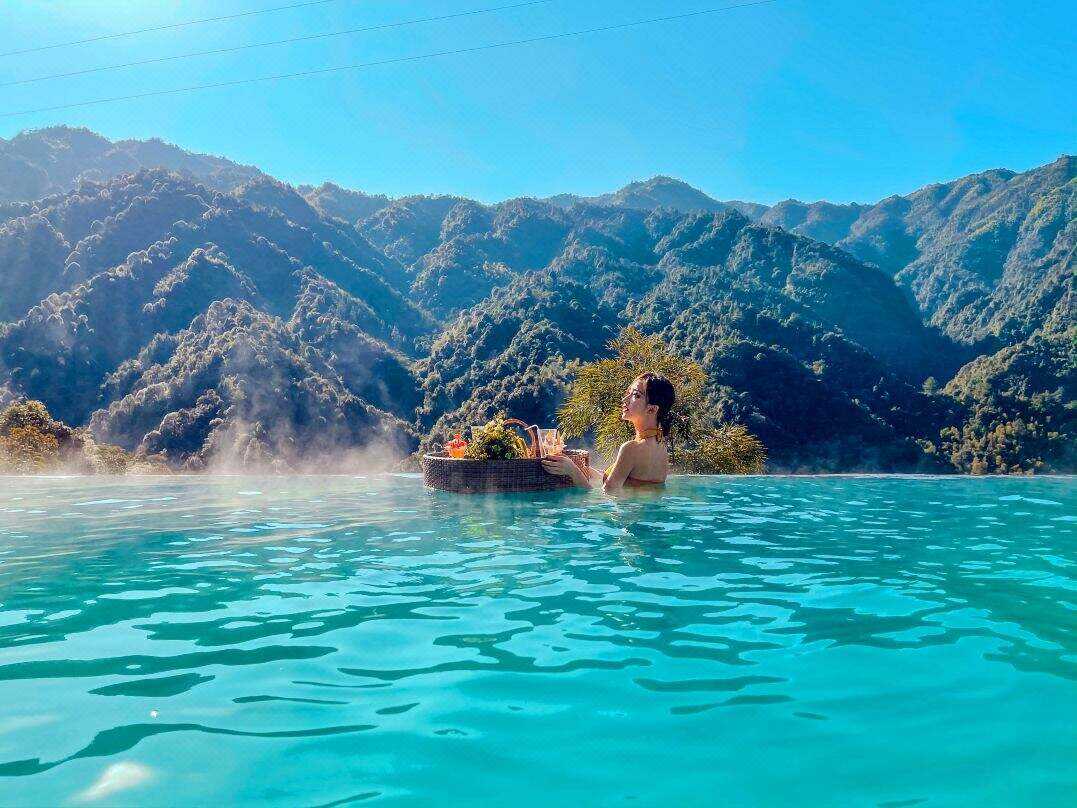 00000000skbfJzhWuGxHMsWG