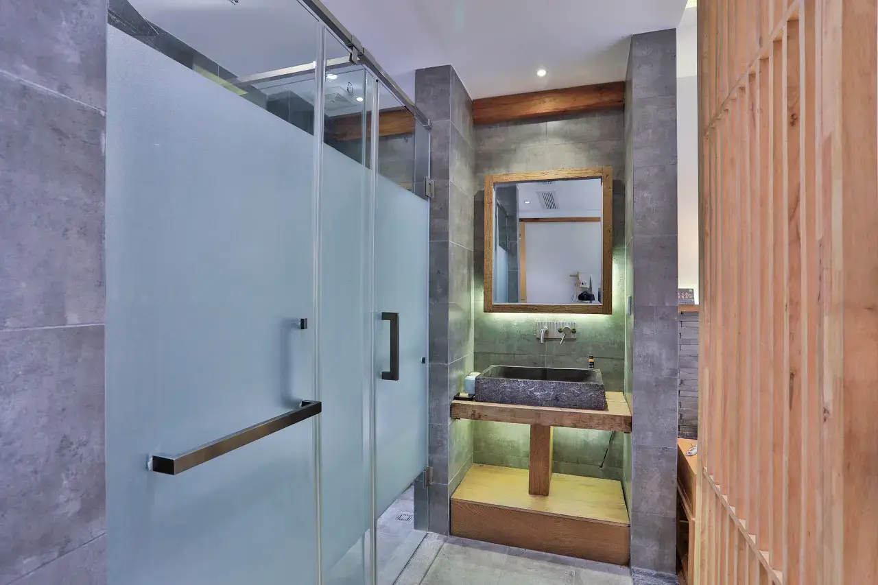 0201t120009ot1sx5B7CC_W_1280_853_R5