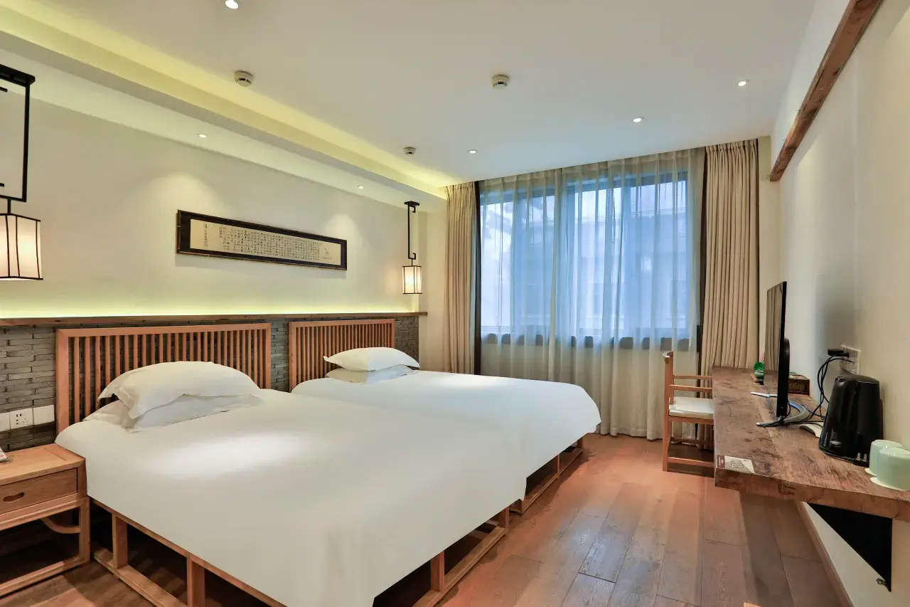 0201u120009ot1427BE3A_W_1280_853_R5