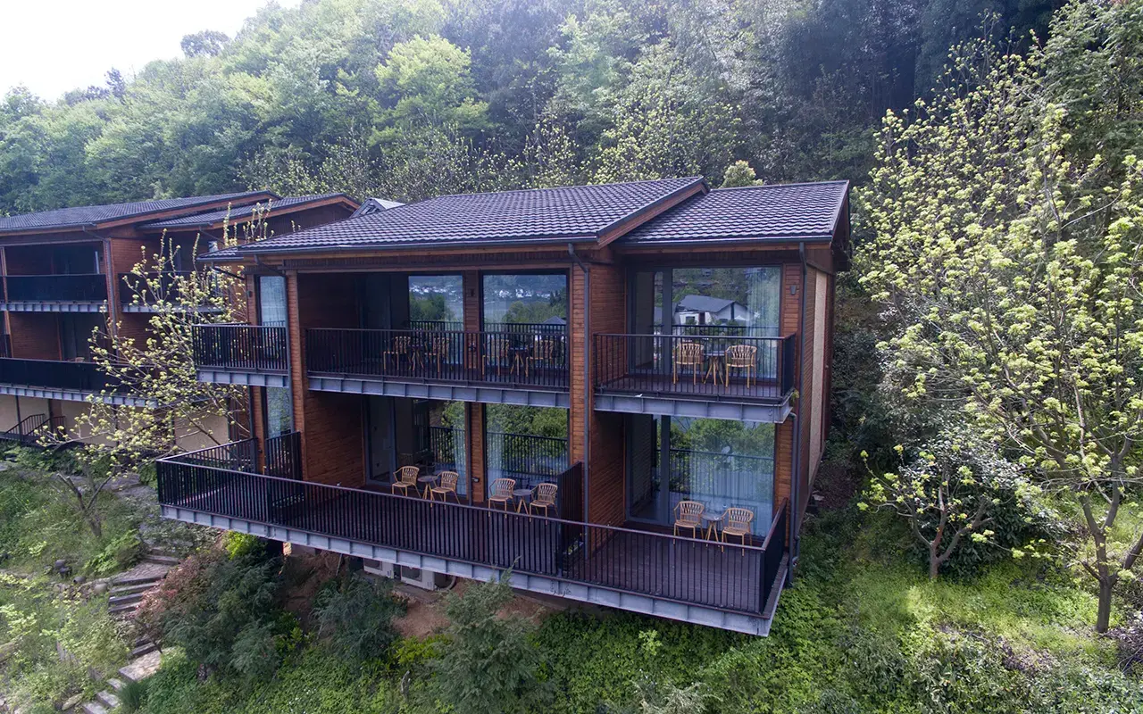 0202s1200085bqyys4400_W_1280_853_R5 0202s1200085bqyys4400_W_1280_853_R5