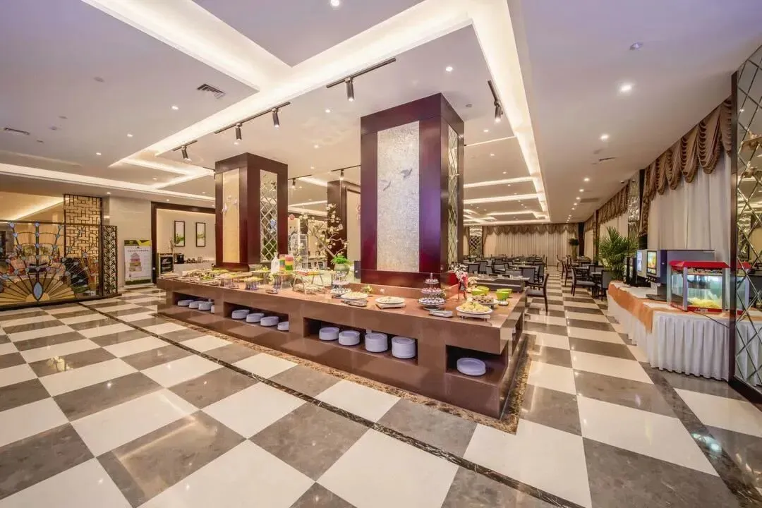 03c08413844f7335e8125ec5419d4377-sz_118680