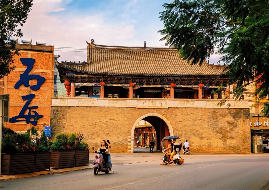 04e0602639eaff98f54fc223ef7fc675-sz_2110115