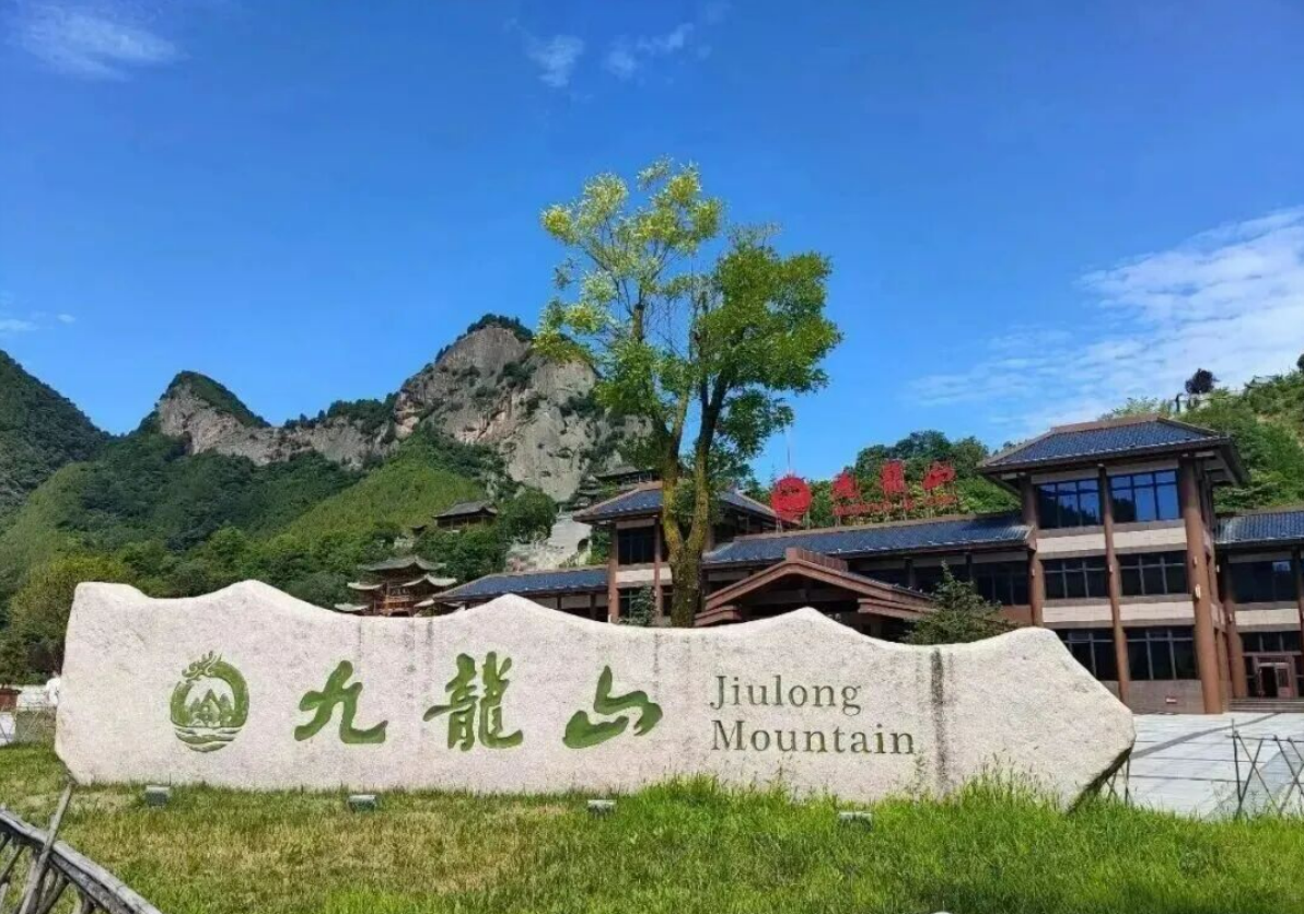 05b9b7288e0c5ca19fa3495bca2515eb