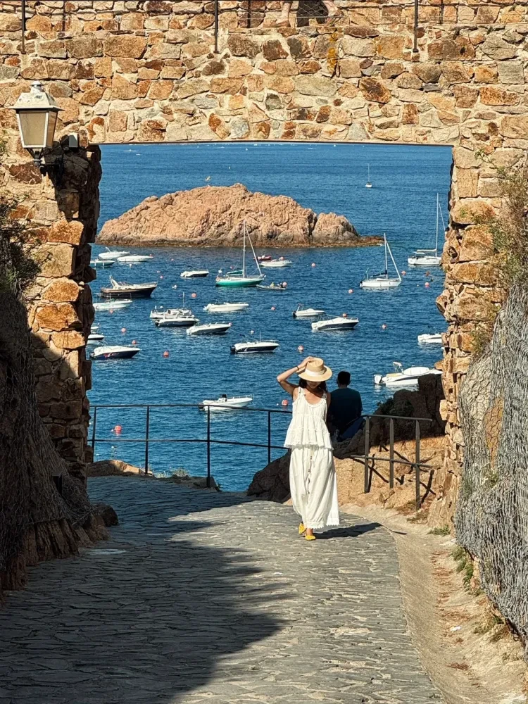 05f0bfba7ed7c402604e23296ab03040-sz_4329887