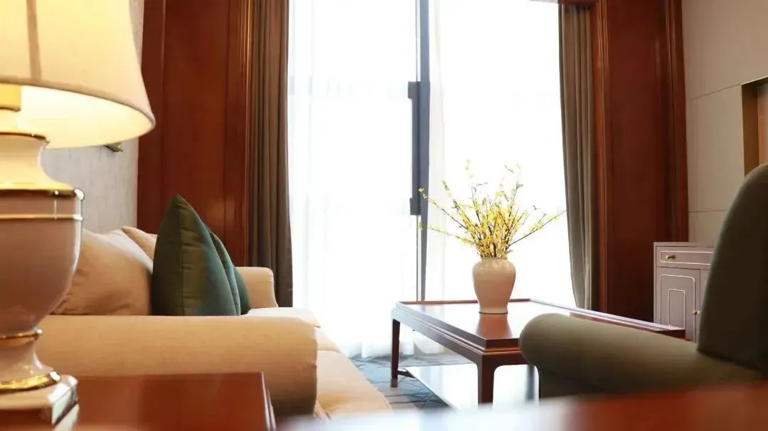 06b948cbe7ec373cf5153f032cc6c945-sz_57372