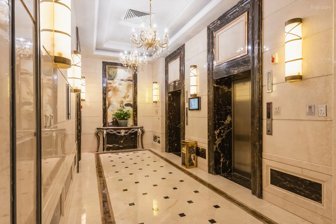 0AD5u120008wrf9599D39_W_1280_853_R5