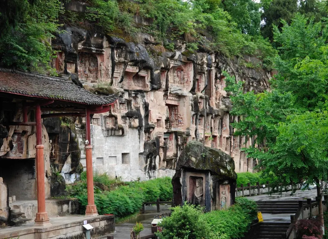 0b0db39ea80faecf87274cfe13e92fda-sz_425403