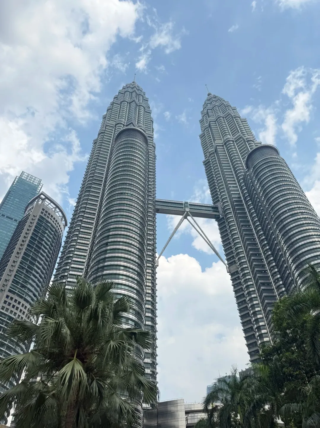 0c1b99a1c5c03dd51040f180bf3812b4-sz_492954