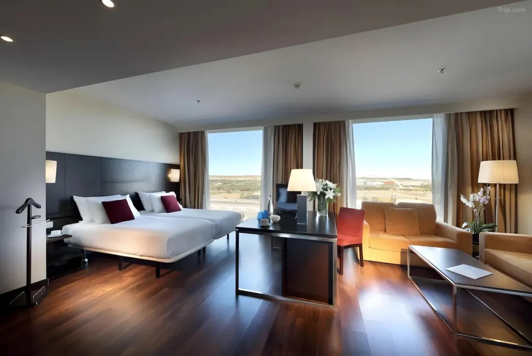 0c4a1b5fadd67e617c523ee9f4054bd7-sz_200643