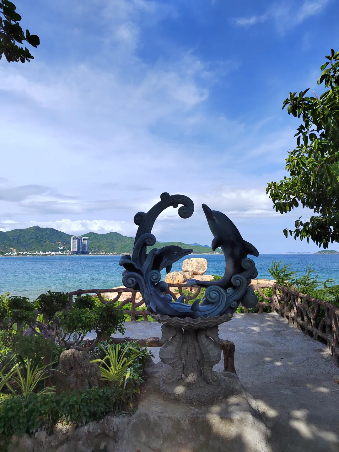 0f7b9847cd2c4e9ba464ee38b0f56c15-sz_3718278