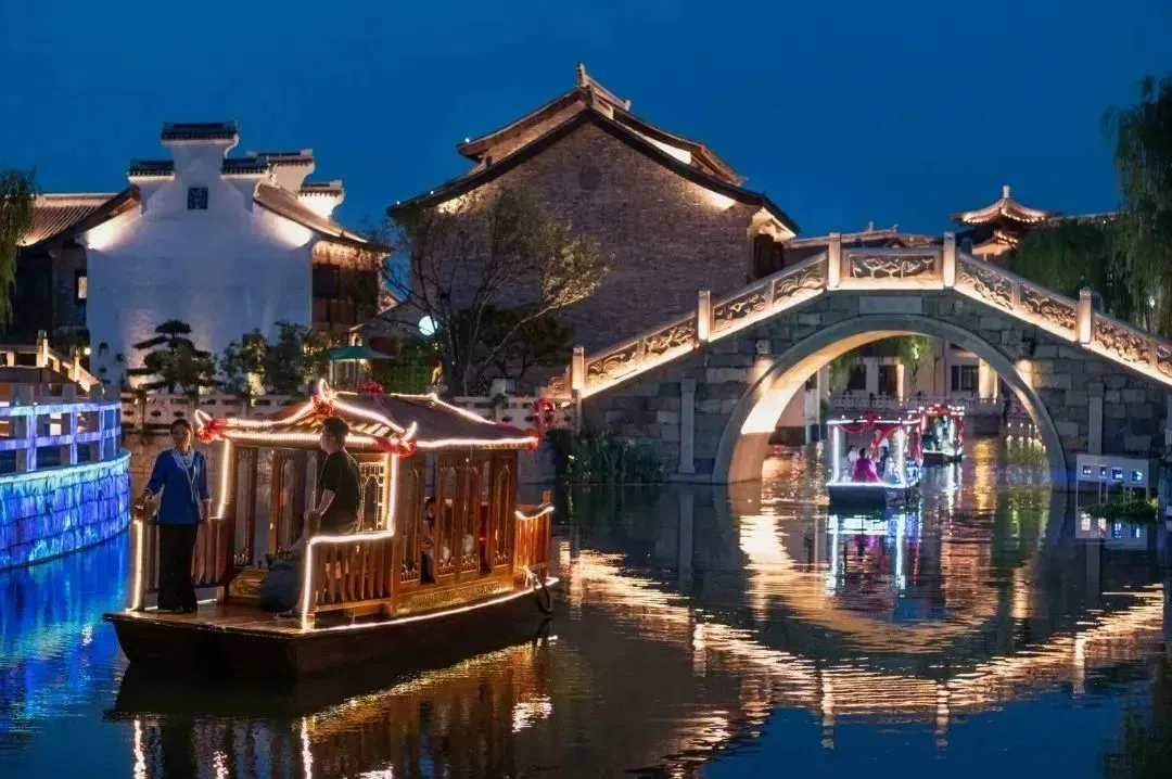 11047275e8a66d1a8d0011bb6493efe5-sz_135264