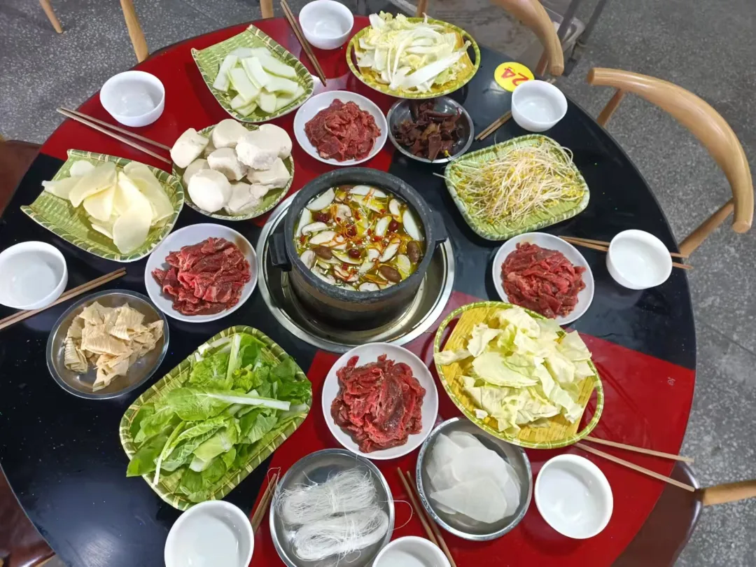 145d036a61dfdac71f002592c8ae884a-sz_4826121-1